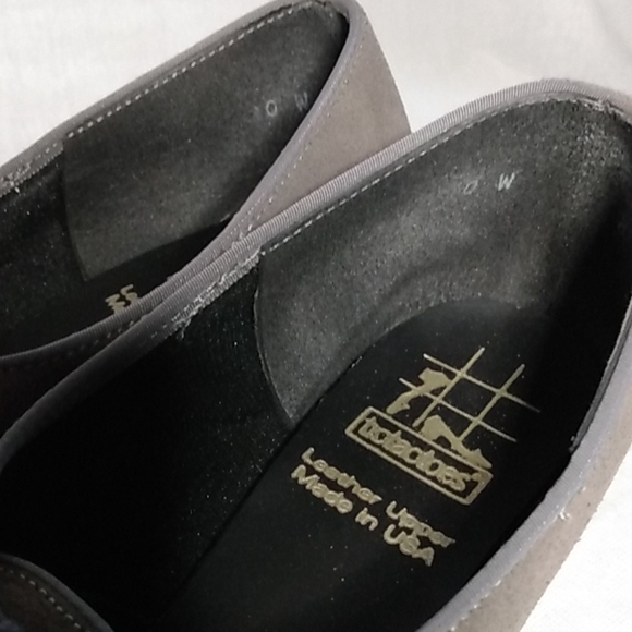 Tictactoes leather gray heels size 10W - Picture 5 of 8